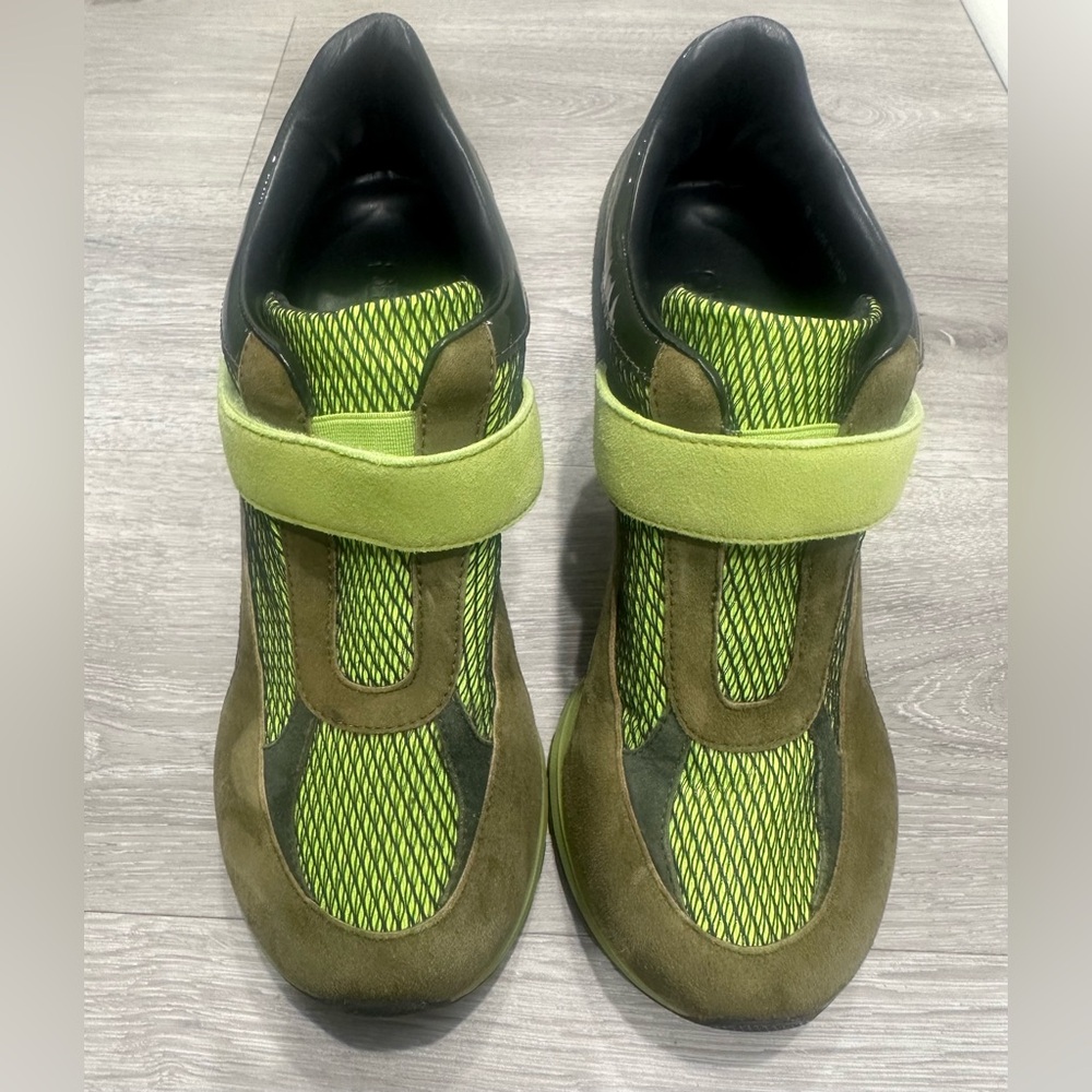 The Tepper in Lime Green - Picture 8 of 12